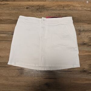 Lilly Pulitzer Colette Model Skirt/skort Size 4 Color White NWT
